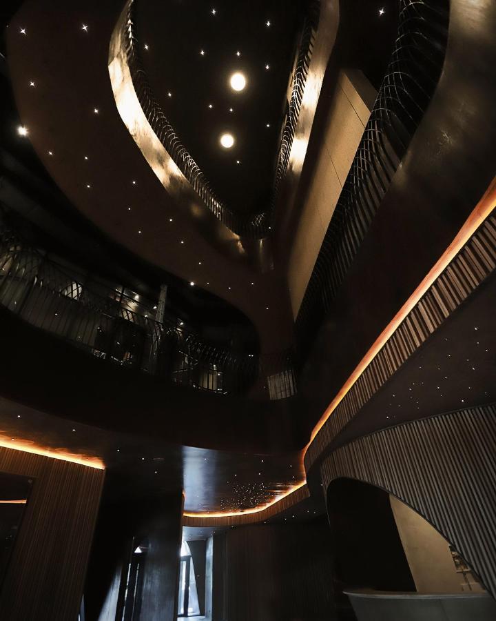 The Veil Hotel Astana Exterior foto The interior of the new building