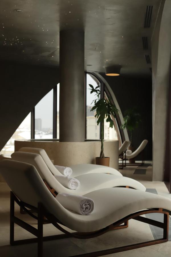 The Veil Hotel Astana Exterior foto The spa at The Standard East Village