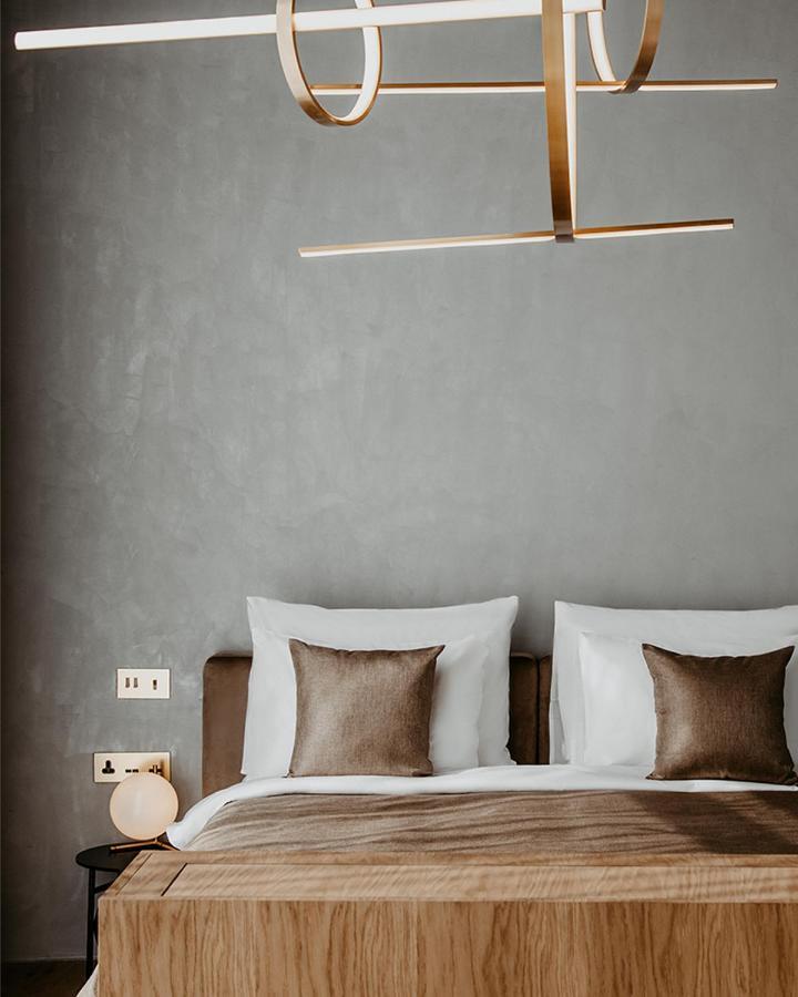 The Veil Hotel Astana Exterior foto A wall mounted light